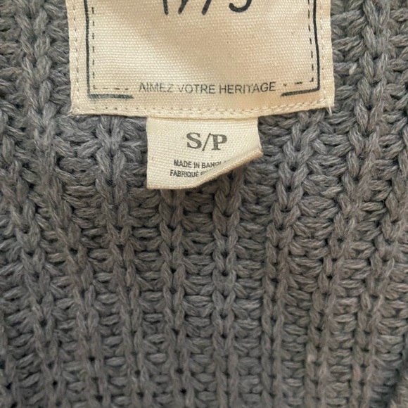 Fall/Winter Grey Cardigan - Picture 3 of 4